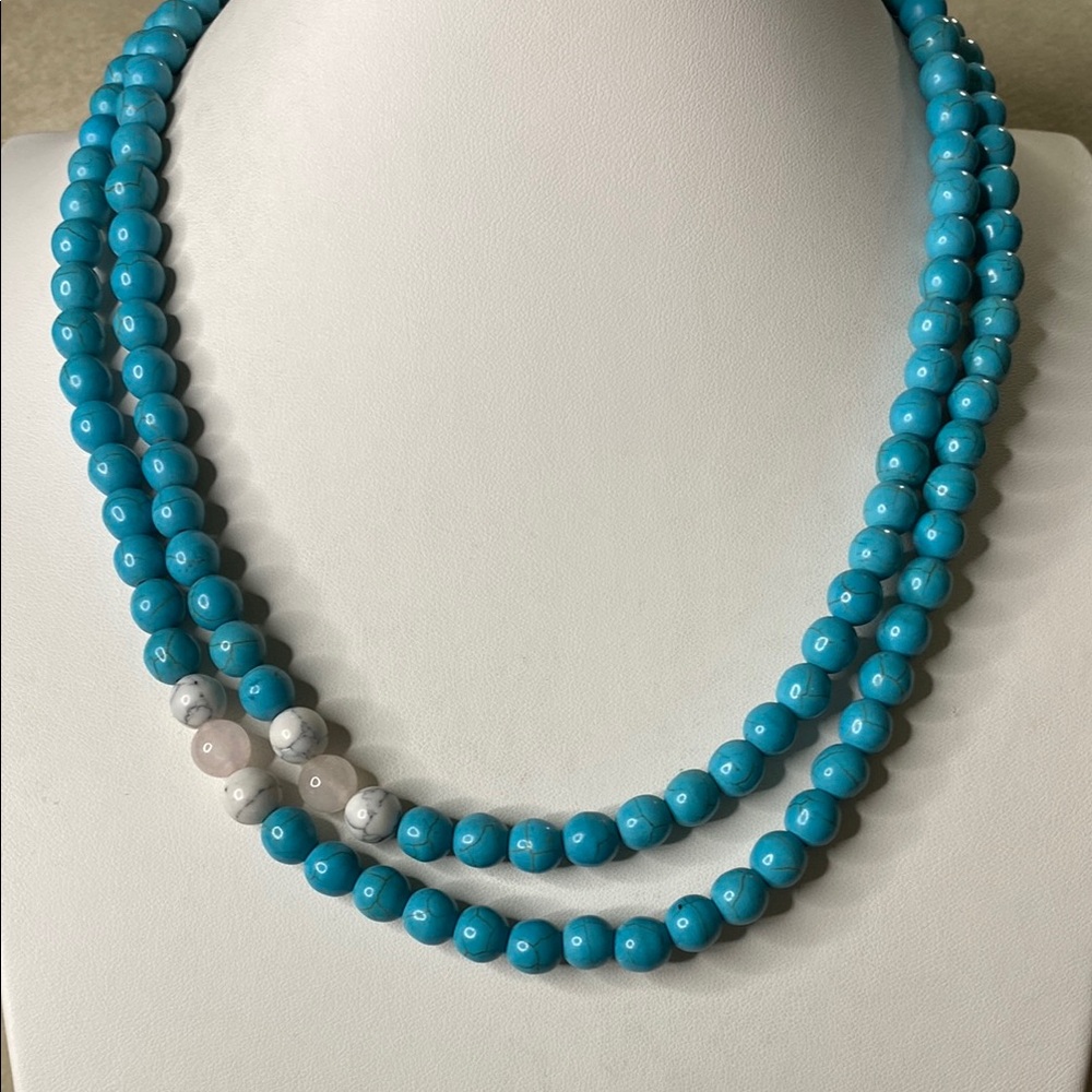 Blue Howlite stone Beaded Necklace
